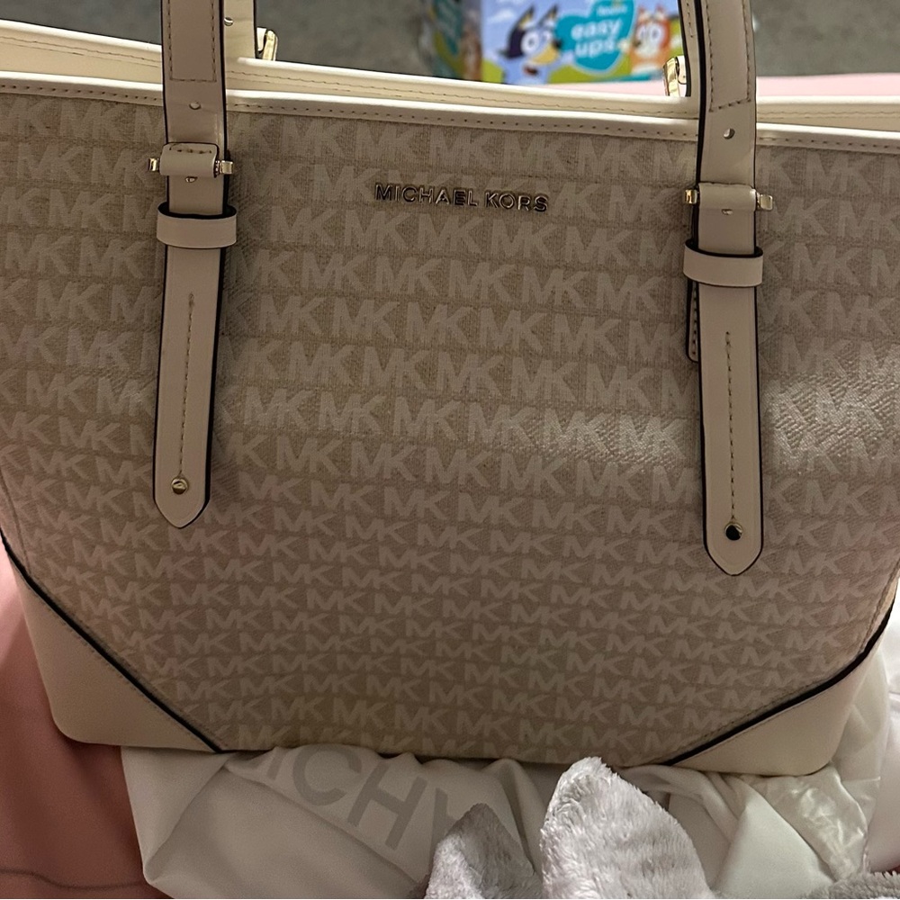 Michael Kors Signature Aria Large Leather Tote Shoulder Bag Nat/lt Cream